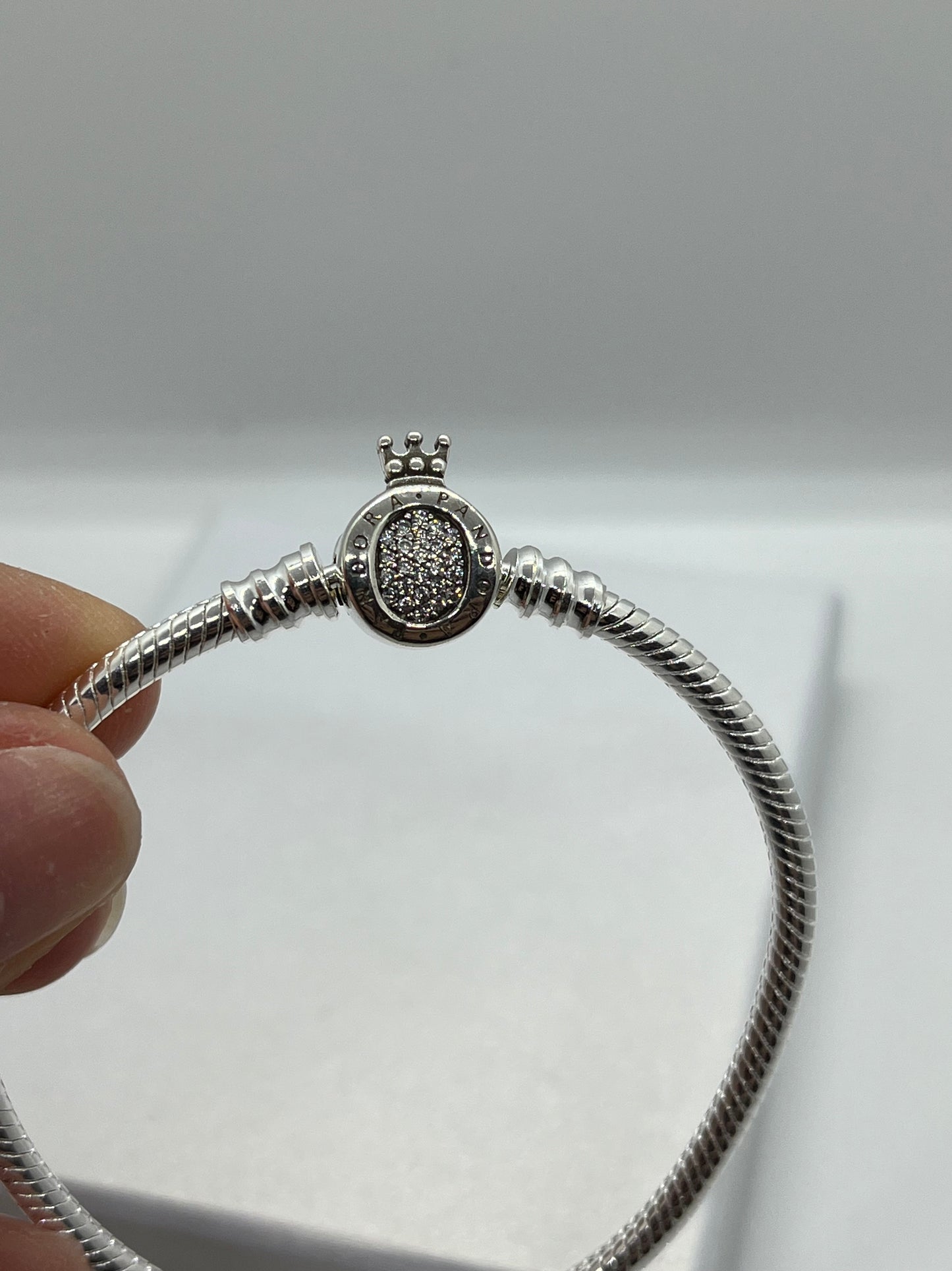 Pulsera Pandora corona